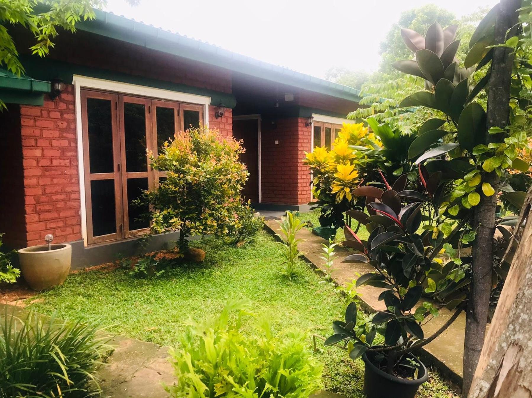 Sunshine Resort & Spa Sigiriya Exterior photo