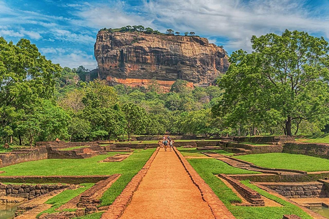 Sunshine Resort & Spa Sigiriya Exterior photo